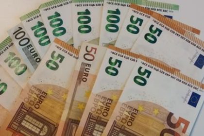 310 milioane euro al doilea apel de proiecte destinat sprijinirii investitiilor in noi capacitati de producere a energiei electrice din surse regenerabile pentru autoconsum 682f0f7c4a939