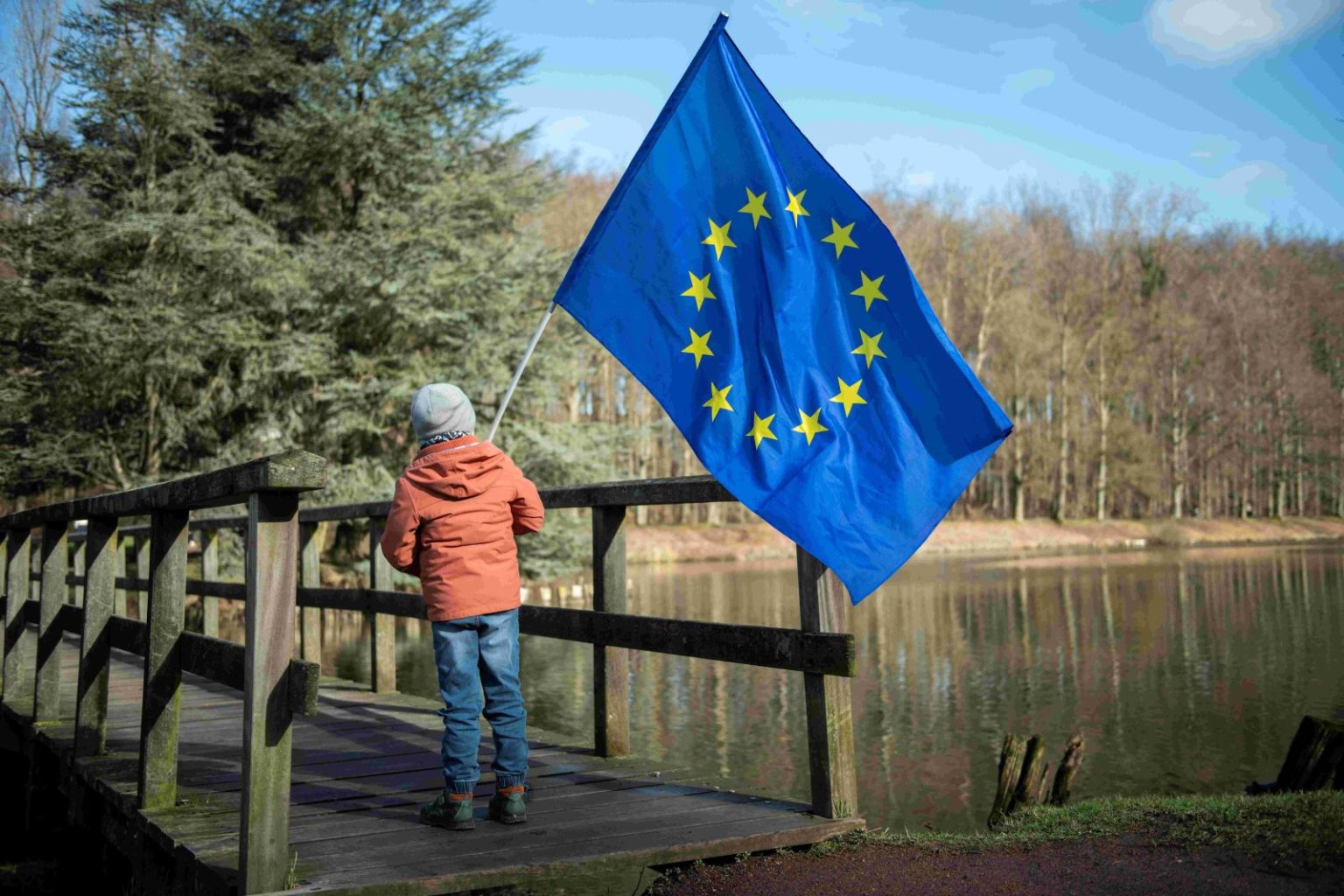 incercam sa nu pierdem banii europeni 2 6 miliarde de euro ar trebui sa vina in perioada urmatoare 68344d3fba78c