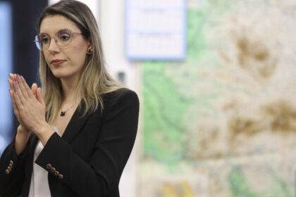 exclusiv diana buzoianu trimite corpul de control la apele romane cand pierzi 350 de milioane de euro nu prea ai cum sa fii de buna credinta 689a3e0bb1138