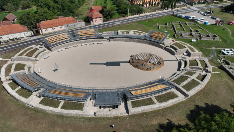 foto amfiteatrul roman de la ulpia traiana sarmizegetusa redeschis dupa lucrarile de restaurare finantate din fonduri europene 689624b85849d
