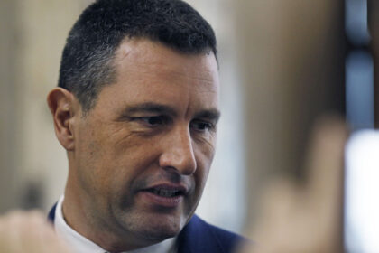 tanczos barna ministerul mediului mai are 2 miliarde de euro disponibile prin pnrr 17 miliarde s au dus pe apa sambetei 6895cceee9b56