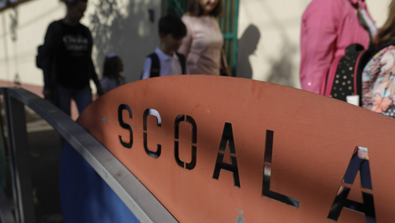 proiect de 207 milioane de lei pentru combaterea analfabetismului functional sunt vizati peste 15 000 de elevi din 176 de scoli 68c99b24981da