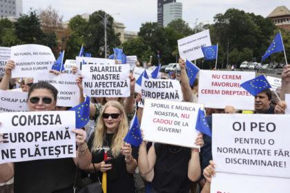 video bolojan despre angajatii mipe care au protestat la guvern daca participi la alte activitati trebuie sa iti asumi nu sa fii platit 68d41421d46bb