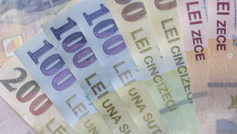 a crescut salariul mediu net in romania la ce valoare se situa in noiembrie 2025 si care este domeniul campion la majorari 696a125628cf4