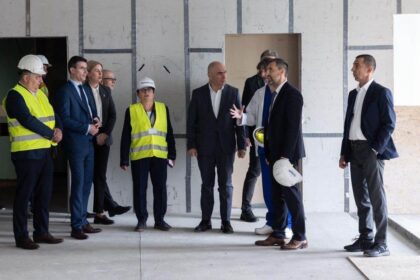 ilie bolojan informeaza ca institutul inimii din targu mures se confrunta cu cheltuieli neeligibile de peste 15 milioane de euro 69ff2b3d3007e